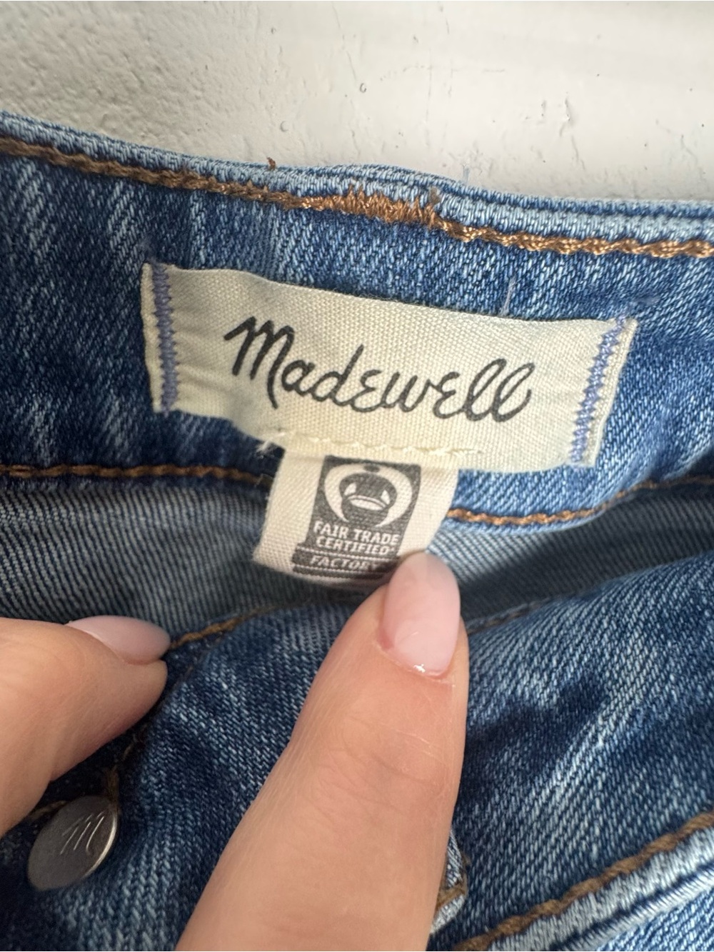 Madewell High-Rise Curvy flared Wide Leg Jeans in medium blue Wash Size 30 - Picture 4 of 13